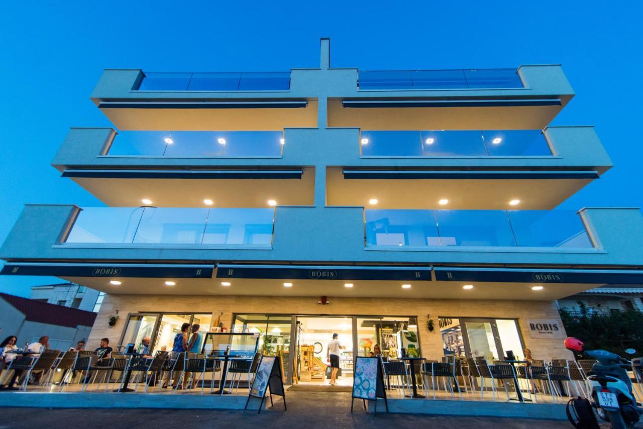 Apartments Adriatic Pearl Trogir Exteriör bild