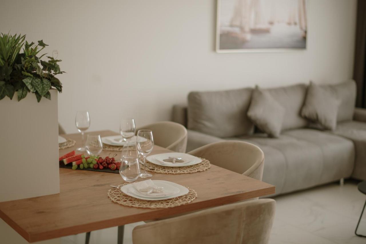 Apartments Adriatic Pearl Trogir Exteriör bild